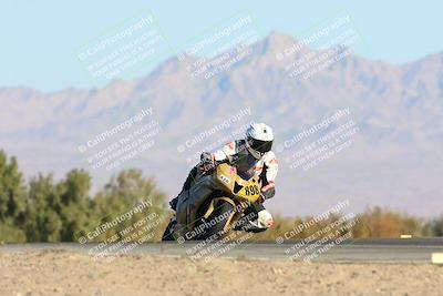 media/Jan-12-2025-CVMA (Sun) [[be1d2b16e3]]/Race 3-Amateur Supersport Middleweight/